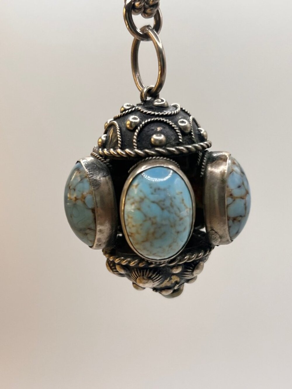 Rare Vintage Silver Tone Blue Stone Pendant Necklace 27 in Ornate Spherical
